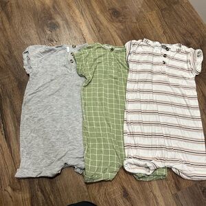 Lou Lou & company romper bundle 2T